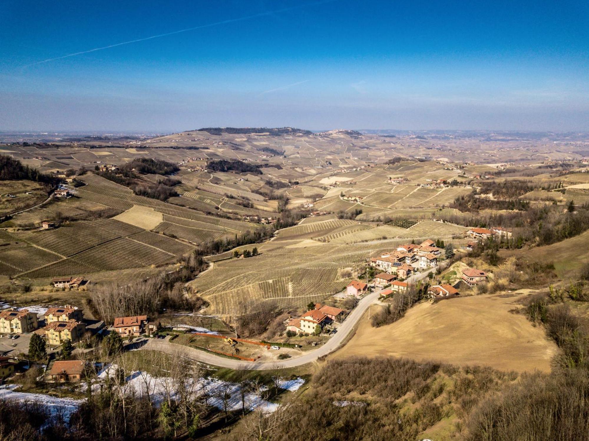 Hotel Villa Beccaris Monforte dʼAlba Dış mekan fotoğraf